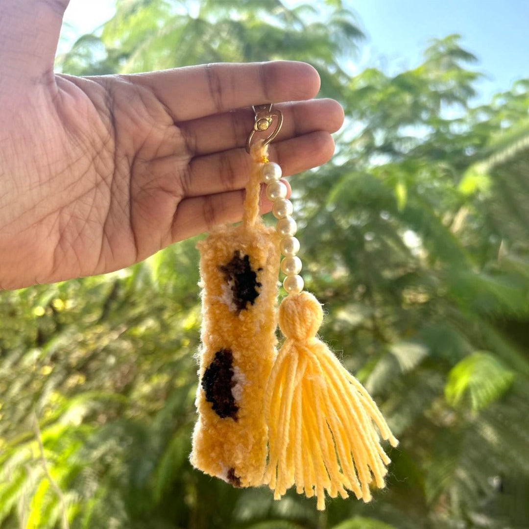 Hand crafted Keychain(with pearl)