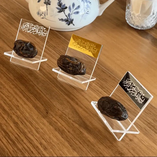 حوامل التمر لتزيين طاولة الإفطار - ديكور أكريلي لرمضان