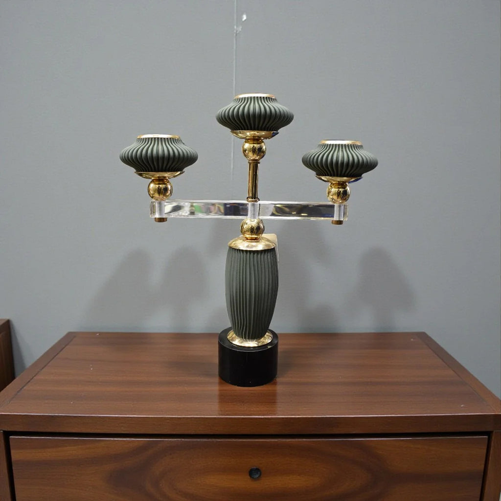 شمعة سيليستيا المضيئة